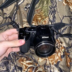 Nikon COOLPIX L120 14.1 MP Digital Camera (More in Description)